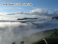Lever de soleil sur Superbagnère, nous sommes au dessus d une mer de nuages