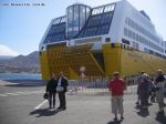 Le Méga Express 2, à l accostage à l ile Rousse
