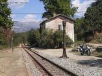 La halte d Uccani, au fond, le début de la montée vers Corte